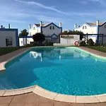 Casa Tedi, Alto Do Perogil, - 3 Bedroom, 3 Bathroom Villa, Large Pool, Exquisite Gardens & Air-conditioning Tavira