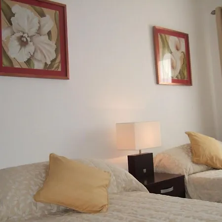 Casa Tedi, Alto Do Perogil, - 3 Bedroom, 3 Bathroom Villa, Large Pool, Exquisite Gardens&air-conditioning * Tavira