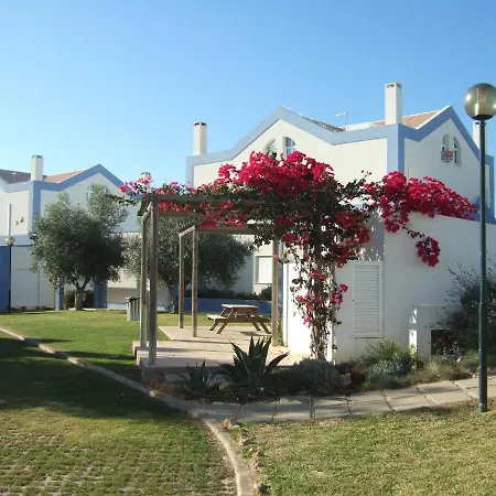 Casa Tedi: Luxurious With Pool And Gardens In Holiday home Tavira