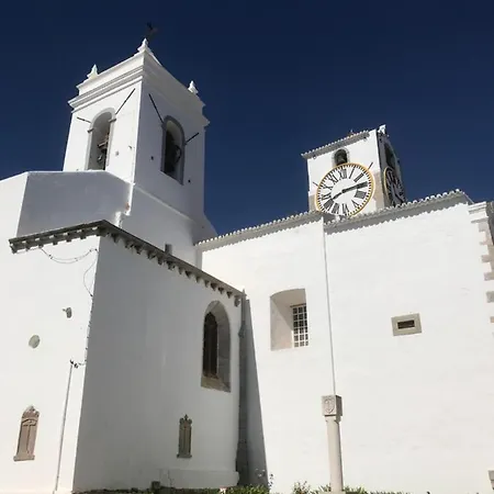 Casa Tedi, Alto Do Perogil, - 3 Bedroom, 3 Bathroom Villa, Large Pool, Exquisite Gardens & Air-conditioning Dom wakacyjny Tavira