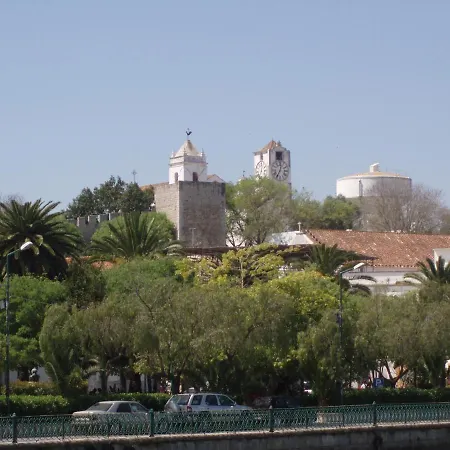 Casa Tedi, Alto Do Perogil, - 3 Bedroom, 3 Bathroom Villa, Large Pool, Exquisite Gardens & Air-conditioning *