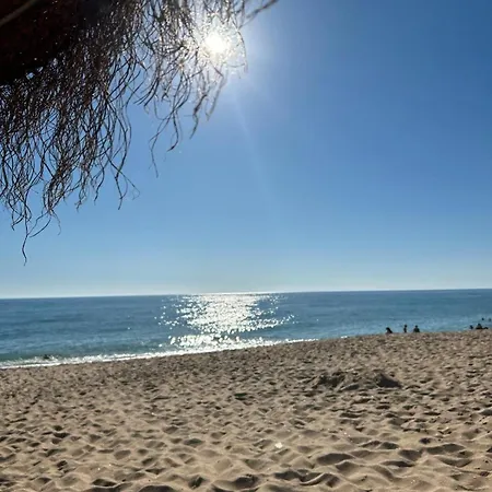 Casa Tedi, Alto Do Perogil, - 3 Bedroom, 3 Bathroom Villa, Large Pool, Exquisite Gardens & Air-conditioning *