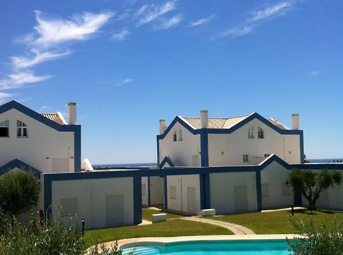 Casa Tedi: Luxurious With Pool And Gardens In Holiday home *